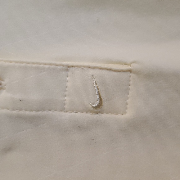 Nike golf sleeveless top - Picture 3 of 5